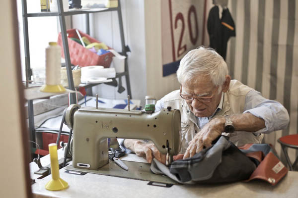 Des emplois pour les personnes âgées y a-t-il du travail pour eux?